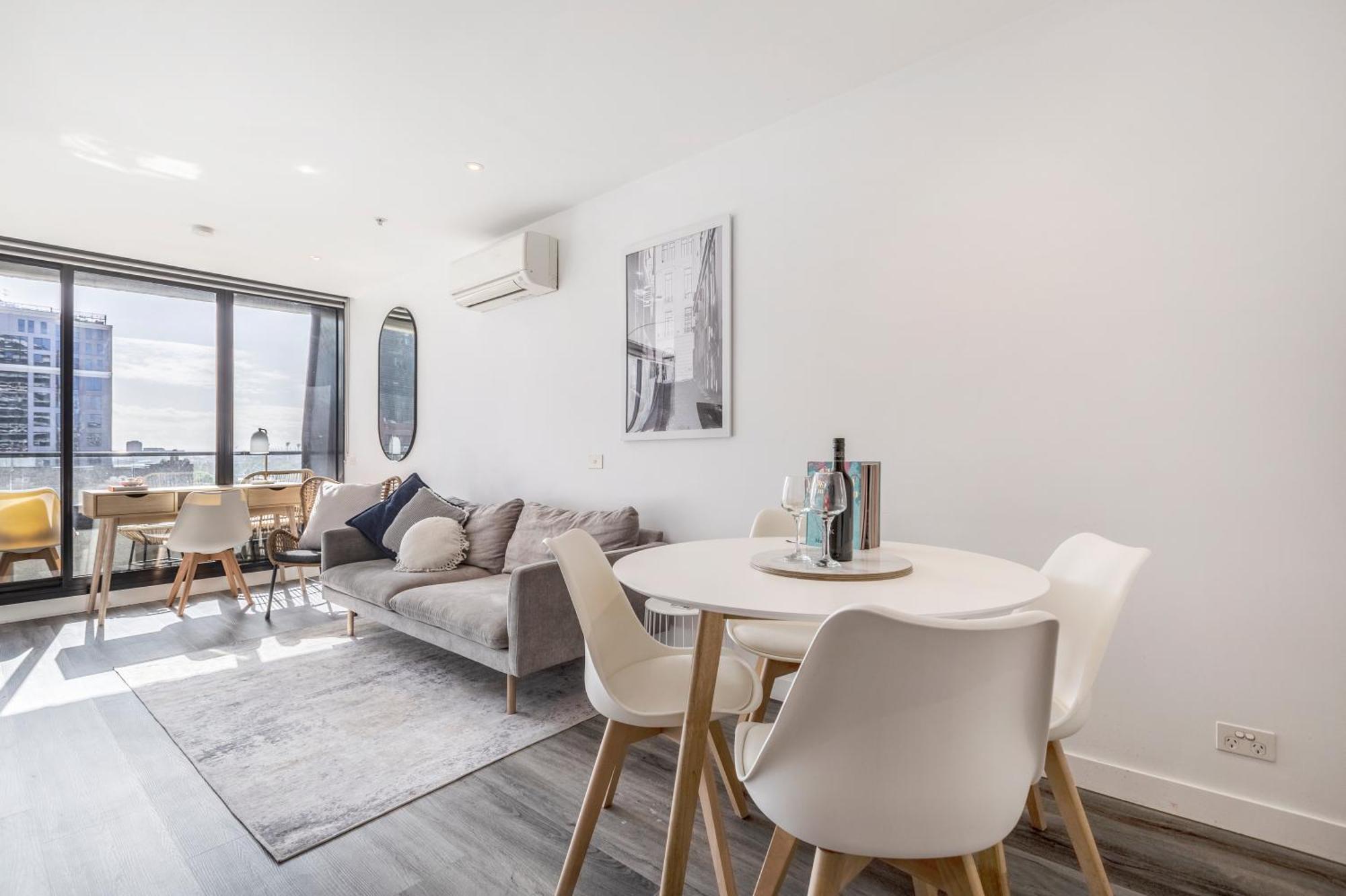 Riverview Suites By Edgetrip Melburne Exterior foto