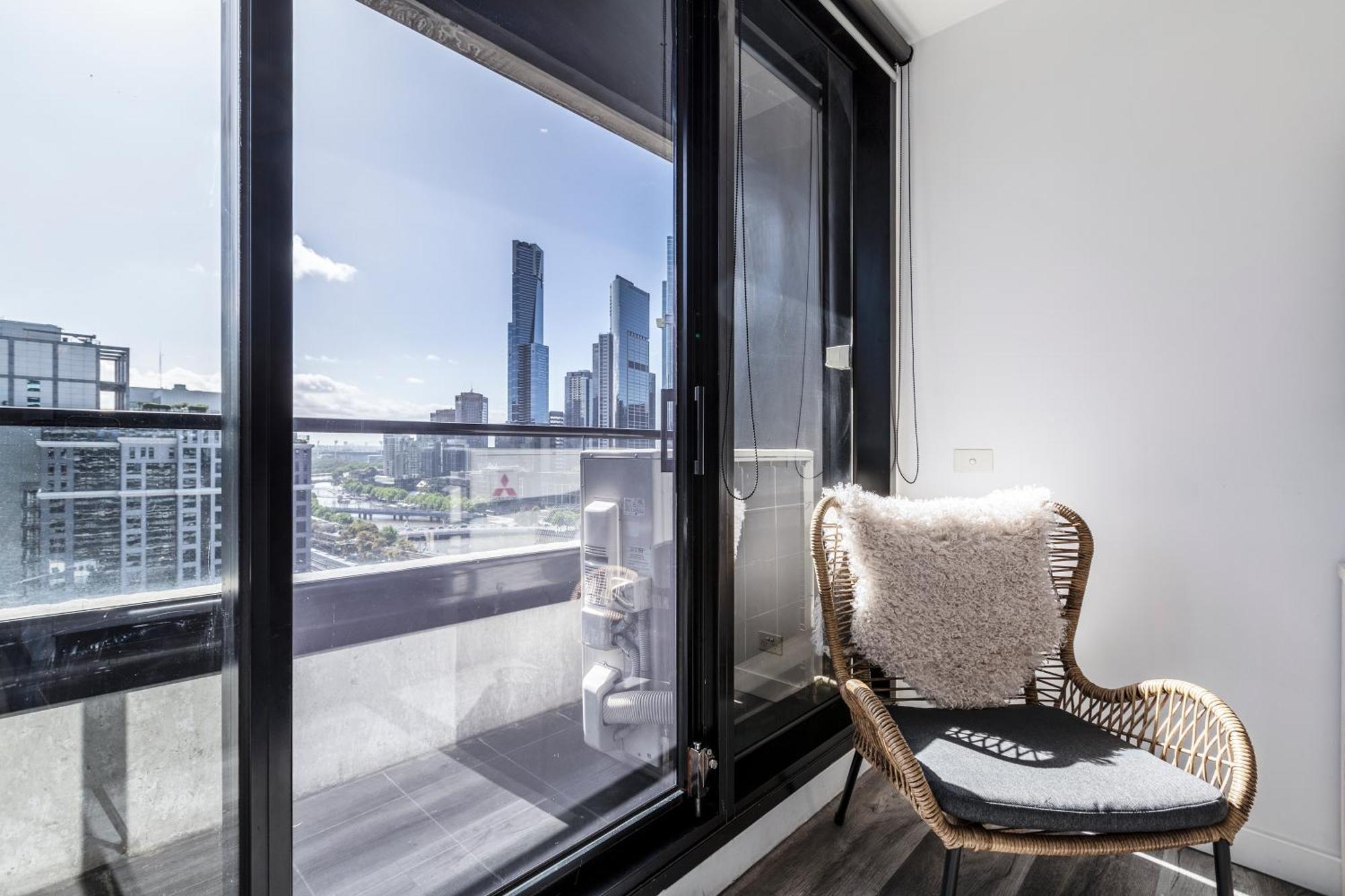 Riverview Suites By Edgetrip Melburne Exterior foto